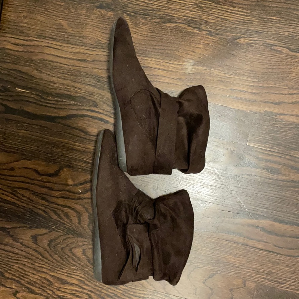 Brown ankle boots